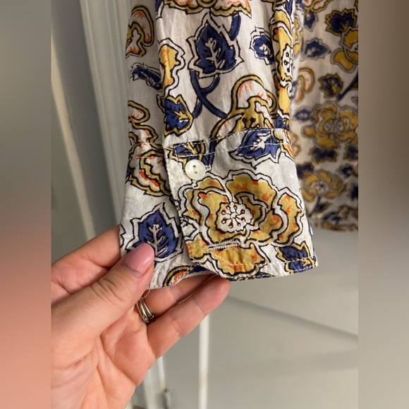 Roberta RollerRabbit Button Down Shirt Size S - Picture 3 of 5